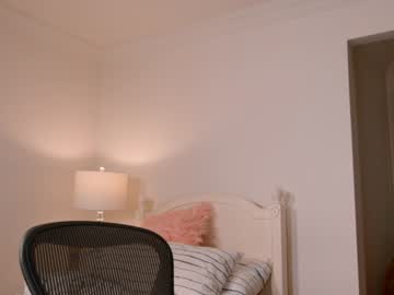 girl
        naughty_tilly cam image #3149692