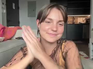 girl
        matzcazzi cam image #1836847