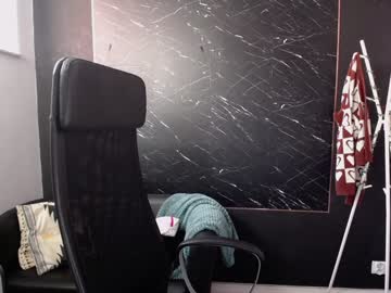 girl
        littleviki_ cam image #3875111