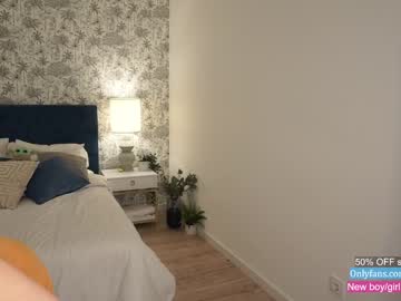 girl
        chloewildd cam image #855677