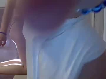 couple
        new_blonde19 cam image #1199712