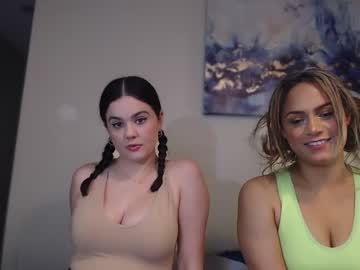 girl
        gia_is_horny cam image #2470064