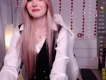 girl
        vonnalein cam image #2447381