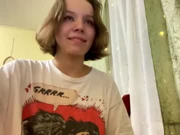 girl
        lonely_lina cam image #2205458