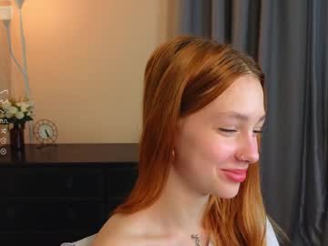 girl
        shirleywhitney cam image #1722131