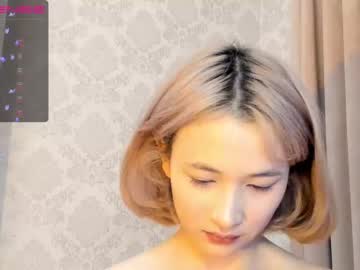 girl
        1ove_me_again cam image #889