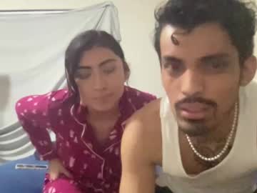 couple
        dreamworld420 cam image #3880037
