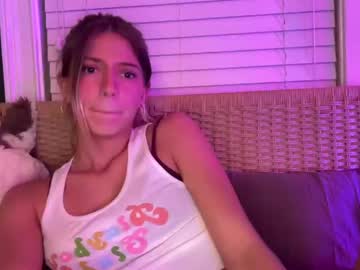 girl
        oliviahansleyy cam image #3324657