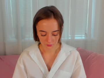 girl
        angelina_new cam image #900178