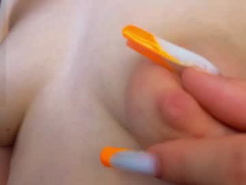 girl
        afroditacaree cam image #3070919