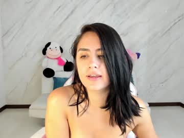 girl
        allisonpalmer cam image #2109523