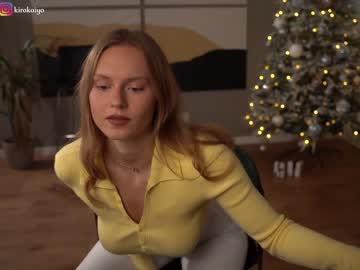 girl
        chillwithkira cam image #2082383