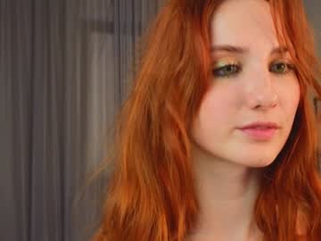 girl
        lynnalltop cam image #2969619