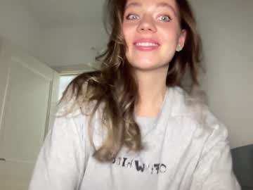 girl
        angel_from_sky cam image #3406759