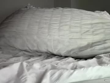 girl
        goodtimegabbi cam image #3697472