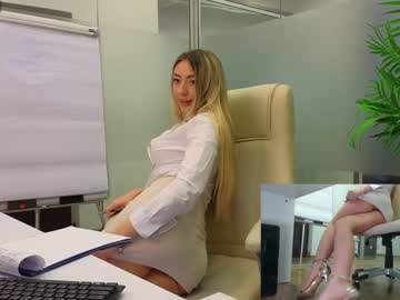 girl
        babesgowild cam image #1964023