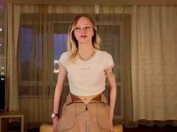girl
        lynettedendy cam image #4581871
