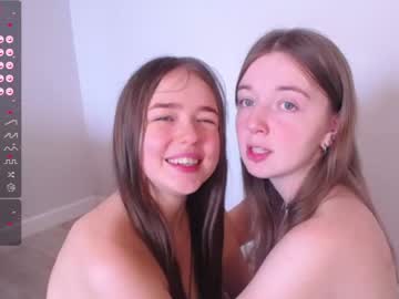 couple
        pollypolly__ cam image #1613510