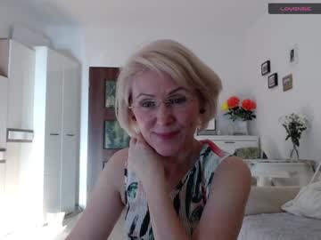 girl
        jasmin18v cam image #4230374