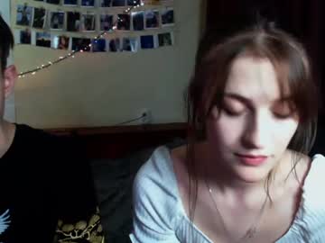 couple
        dead_insidee cam image #851429