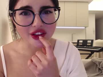 girl
        playnofuckinggames cam image #923083