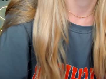 girl
        melissa_babyss cam image #3008354