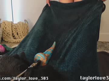girl
        taylor_love_303 cam image #662918