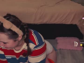 girl
        chery_lady22 cam image #2165511