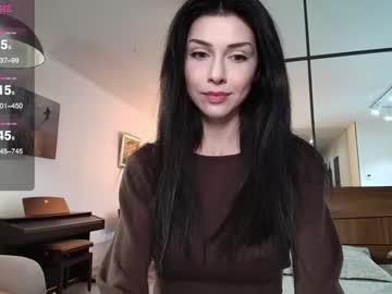 girl
        milla_jo cam image #4542661