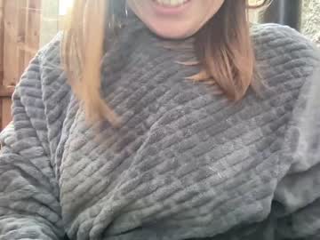 girl
        eatmypie69 cam image #2510833