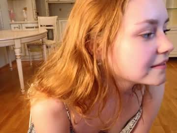 girl
        dorettaferrett cam image #3046833