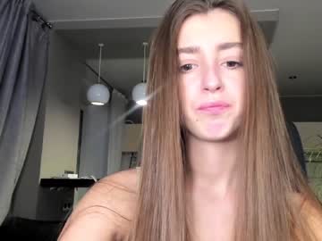 girl
        coy_amina_ cam image #294267