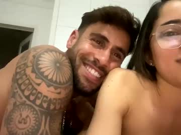 couple
        mrcutebaby cam image #2814902
