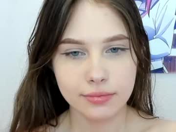 girl
        avrora_deis cam image #1907705
