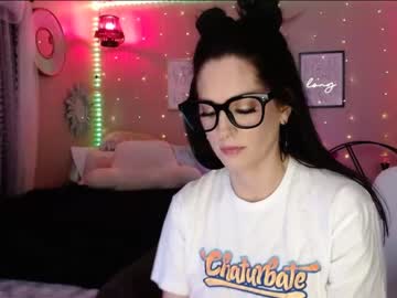 girl
        milf_lacey cam image #1619992