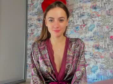 girl
        angelina_new cam image #589499