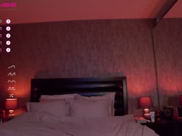 girl
        karrin cam image #71586