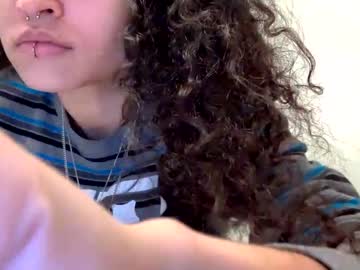 girl
        evusixx cam image #4562926