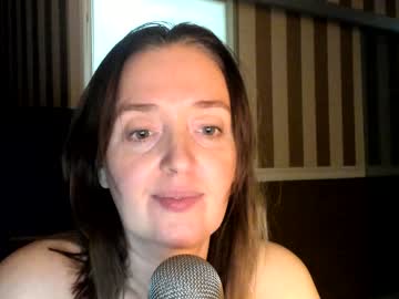 girl
        braingirl cam image #784297