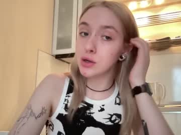 girl
        crystallluna cam image #1412266