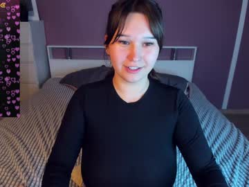 girl
        super_huge_boobs cam image #3258155