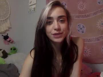 girl
        emmachance cam image #1796675