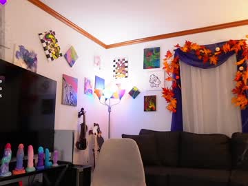 girl
        emmasky69 cam image #3710855