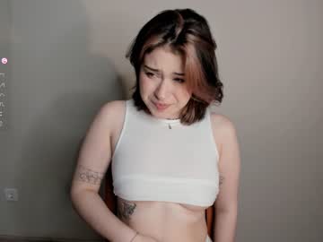 girl
        iris_winget cam image #1949402