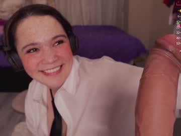 girl
        chery_lady22 cam image #823446