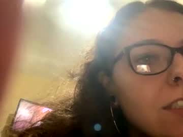 girl
        alc762 cam image #3253095