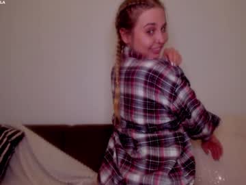 girl
        sweetmila1 cam image #2530608