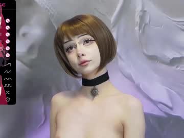 girl
        xenomy cam image #2219804