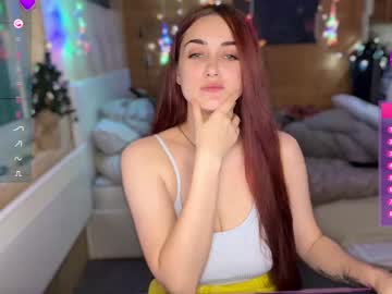 girl
        ps4pro cam image #3852328