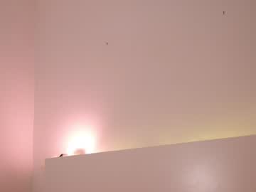 girl
        reei__ cam image #1566356